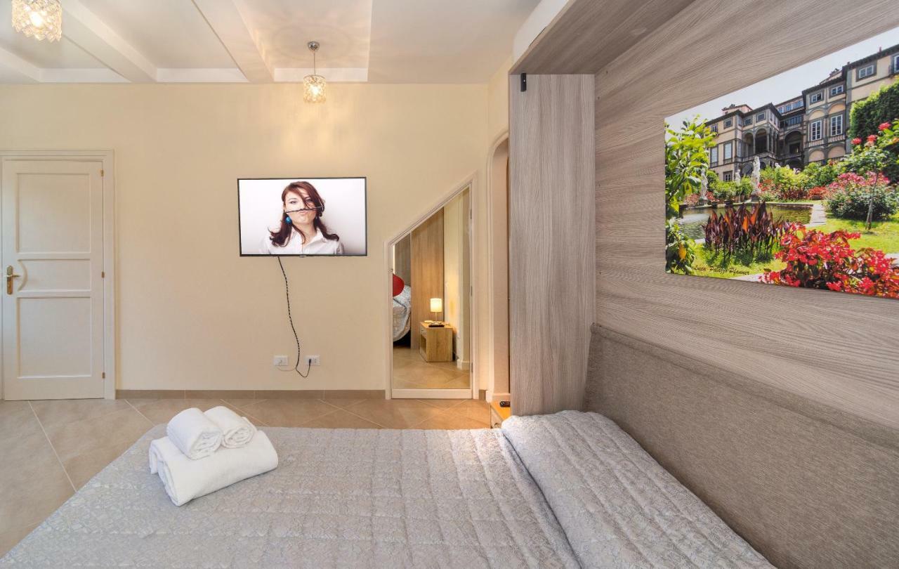 לוקה La Mandolata Dei Poeti Apartaments מראה חיצוני תמונה